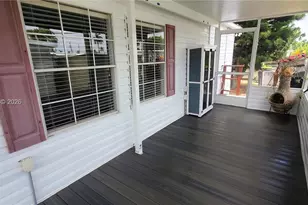 8631 SW 18th Pl, Davie, FL 33324 - Photo 2