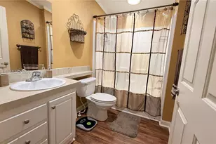 8631 SW 18th Pl, Davie, FL 33324 - Photo 20