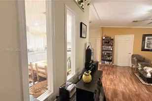 8631 SW 18th Pl, Davie, FL 33324 - Photo 6