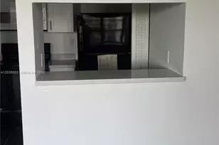 1440 Brickell Bay Dr, Miami, FL 33131 - Photo 8