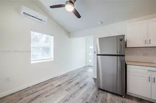 4504 Oakley St, Port Charlotte, FL 33980 - Photo 10
