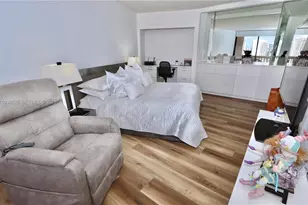 1000 Island Blvd, Aventura, FL 33160 - Photo 22
