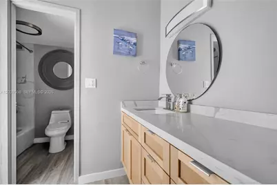 800 West Ave #533, Miami Beach, FL 33139 - Photo 14