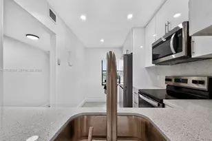 11358 Taft St, Pembroke Pines, FL 33026 - Photo 2