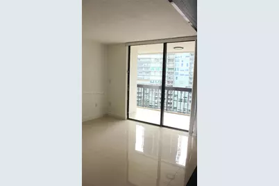 2333 Brickell Ave #1004, Miami, FL 33129 - Photo 2