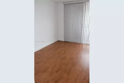 2333 Brickell Ave #1004, Miami, FL 33129 - Photo 10