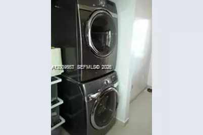 546 NE 199th Ln #4W, Miami, FL 33179 - Photo 6