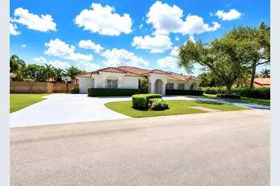 15690 SW 153rd Ct, Miami, FL 33187 - Photo 4