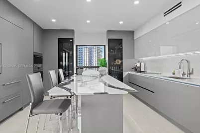 19500 Turnberry Way #16B, Aventura, FL 33180 - Photo 16