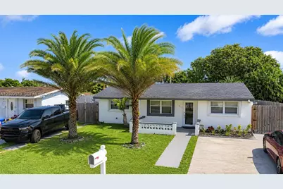 3010 N 73rd Ave, Hollywood, FL 33024 - Photo 2