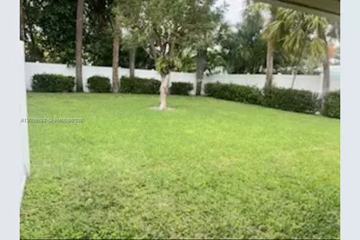 323 Northlake Dr #325, North Palm Beach, FL 33408 - Photo 6