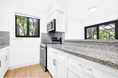 3522 SW 25th St #3522, Miami, FL 33133 - Photo 4