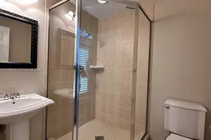 409 SW 5th St, Fort Lauderdale, FL 33315 - Photo 12