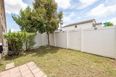 11064 W 33rd Way, Hialeah, FL 33018 - Photo 32