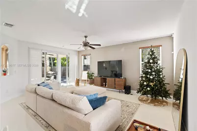 11558 NW 84th  St, Doral, FL 33178 - Photo 12