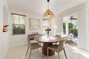 11558 NW 84th St, Doral, FL 33178 - Photo 12