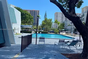 200 177th Dr, Sunny Isles Beach, FL 33160 - Photo 4