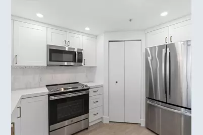 701 Brickell Key Blvd #1201, Miami, FL 33131 - Photo 10