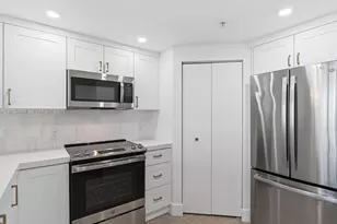 701 Brickell Key Blvd, Miami, FL 33131 - Photo 10