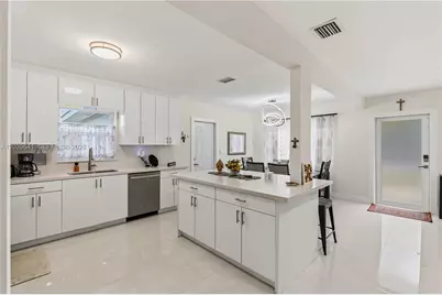 5790 SW 3rd St, Miami, FL 33144 - Photo 28