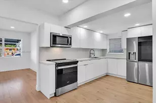 4719 E 8th Ct, Hialeah, FL 33013 - Photo 2