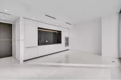 300 Biscayne Blvd Way #4008, Miami, FL 33131 - Photo 4