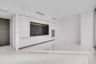 300 Biscayne Blvd Way, Miami, FL 33131 - Photo 4