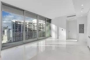 300 Biscayne Blvd Way, Miami, FL 33131 - Photo 1