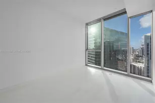 300 Biscayne Blvd Way, Miami, FL 33131 - Photo 8