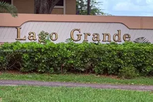 2735 W 66th St, Hialeah, FL 33016 - Photo 22