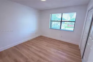 2735 W 66th St, Hialeah, FL 33016 - Photo 18