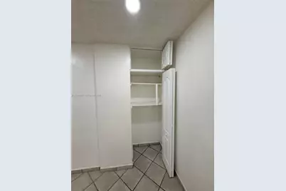 561 W 39th St #n/a, Hialeah, FL 33012 - Photo 38