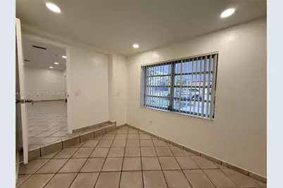 561 W 39th St #n/a, Hialeah, FL 33012 - Photo 52
