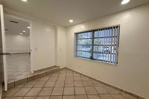 561 W 39th St, Hialeah, FL 33012 - Photo 52