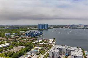 2771 NE 164th St, North Miami Beach, FL 33160 - Photo 44