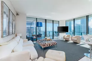 68 SE 6th St, Miami, FL 33131 - Photo 2