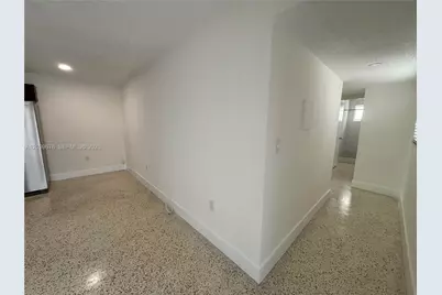 458 E 31st St #3, Hialeah, FL 33013 - Photo 6