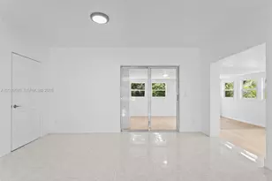 110 NE 152nd St, Miami, FL 33162 - Photo 18