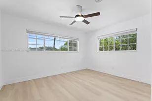 110 NE 152nd St, Miami, FL 33162 - Photo 30