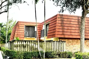 721 NW Nw 99th Circle, Plantation, FL 33324 - Photo 2