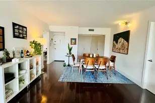 3701 N Country Club Dr, Aventura, FL 33180 - Photo 4