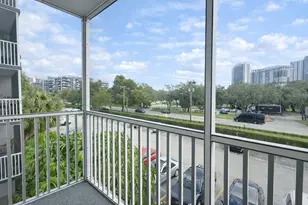 16851 NE 23rd Ave, North Miami Beach, FL 33160 - Photo 8