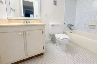 16851 NE 23rd Ave, North Miami Beach, FL 33160 - Photo 10