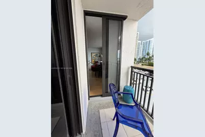 540 Brickell Key Dr #828, Miami, FL 33131 - Photo 20