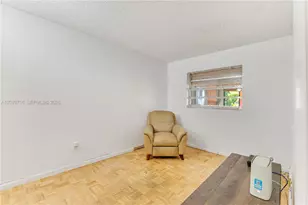 551 NW 99th Way, Pembroke Pines, FL 33024 - Photo 36