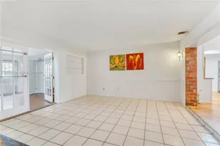 551 NW 99th Way, Pembroke Pines, FL 33024 - Photo 28