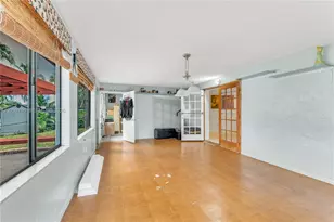551 NW 99th Way, Pembroke Pines, FL 33024 - Photo 28