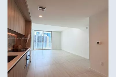 77 SE 5th St #1903, Miami, FL 33131 - Photo 12