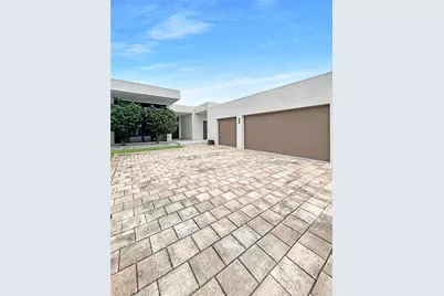 16640 Sunset Way #16640, Weston, FL 33326 - Photo 4