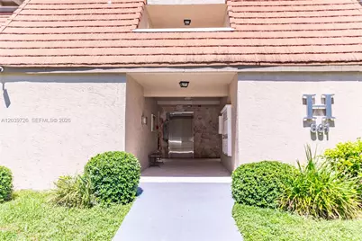 601 Ives Dairy Rd #101-8, Miami, FL 33179 - Photo 46